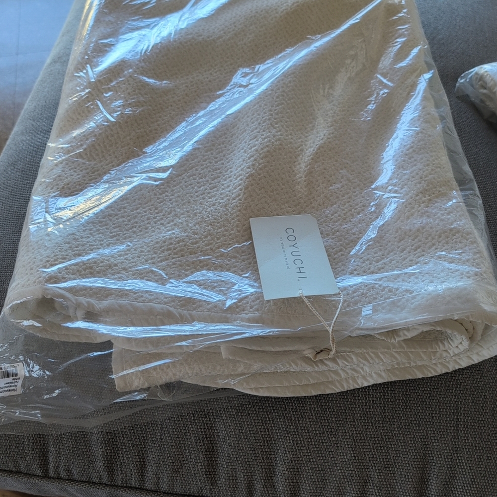 Coyuchi Honeycomb Full/Queen Cotton Organic Quilt Blanket Throw White NWT New